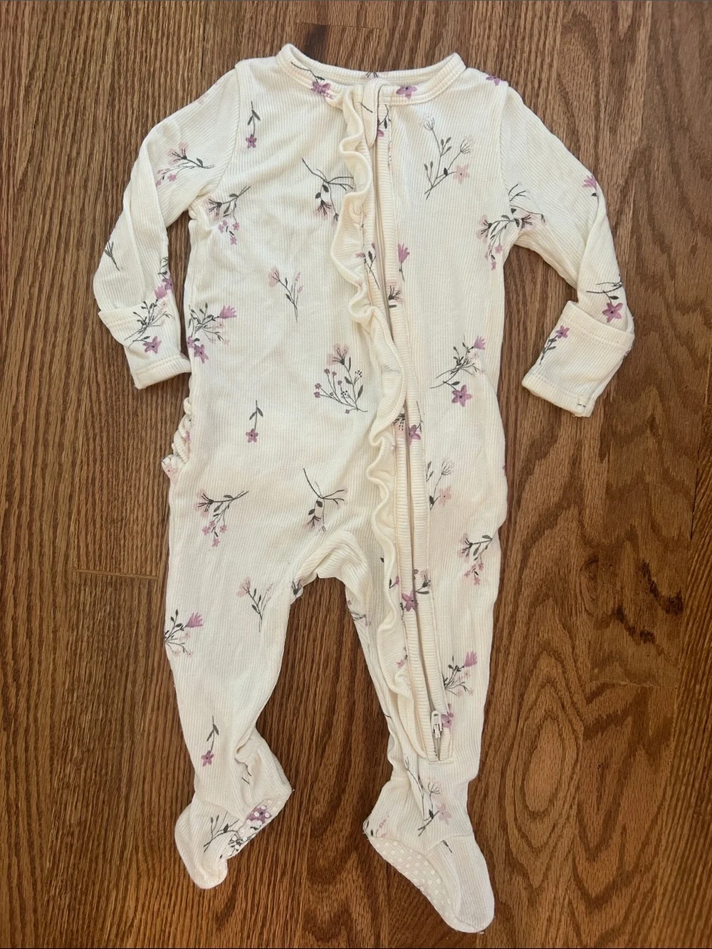 Angel Dear 3-6M Ribbed Modal Ruffle Zip Footed Sleeper Floral NWOT